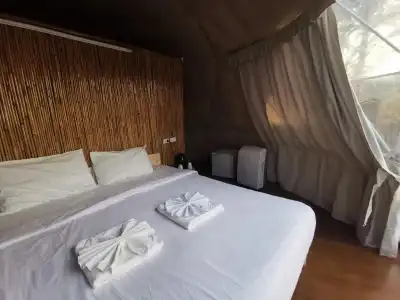 Eco Lanta Hideaway Beach Resort - 2