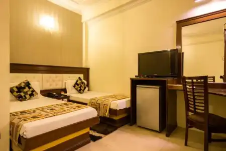 CAPITAL O74390 Grand Park Inn - 44