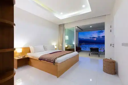 Luxury Apartment Unique Residences - 63