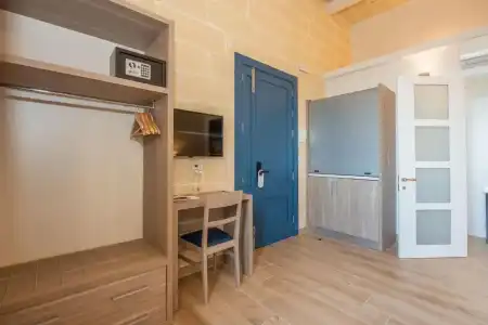 Georges Boutique Living - 29