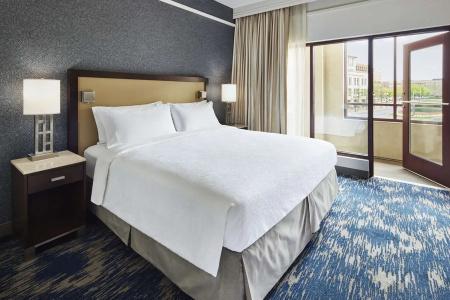 Embassy Suites by Hilton Alexandria Old Town - 37