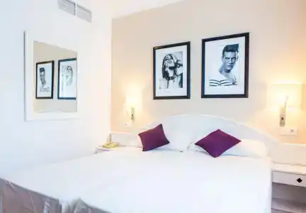Navia Santa Ponsa - Adults Only - 1
