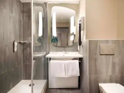 ibis Budapest Heroes Square - 43