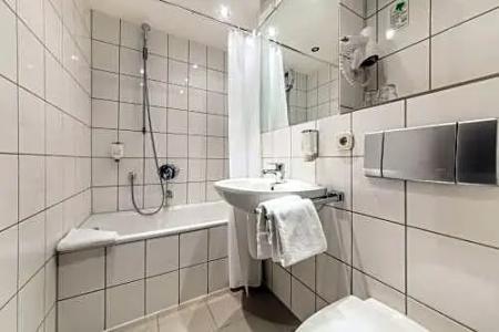 Novum Maxim Düsseldorf City - 45