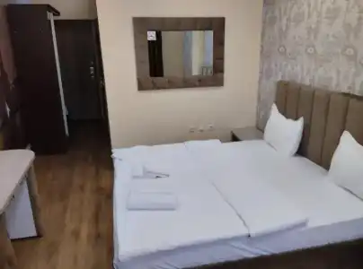 DeLuxe PLAZA Mini-hotel - 10