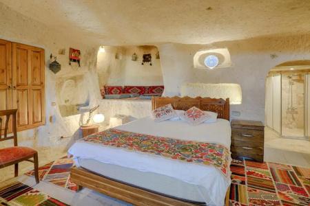Tulip Cave Suites - 118