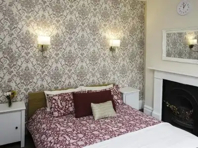 Primrose Guest House - 46
