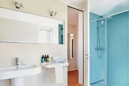 Greulich Design & Boutique - 16