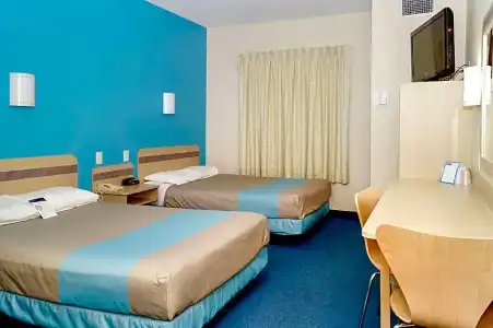 Motel 6 Peterborough, ON - 26