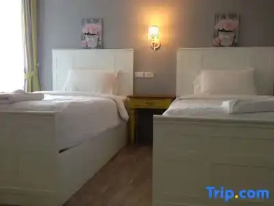 Hub Hua Hin 57 - 69
