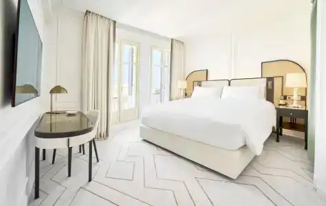 Carlton Cannes, a Regent - 46
