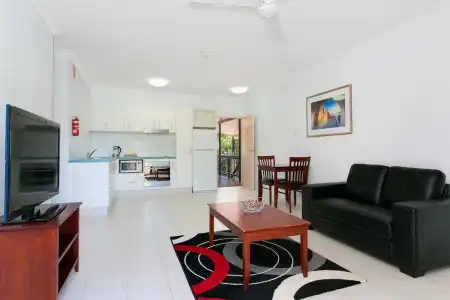 Cairns City Palms - 82
