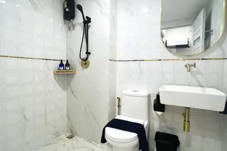 Travelier Hostel - 55