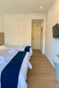Hostal Alcina - 4