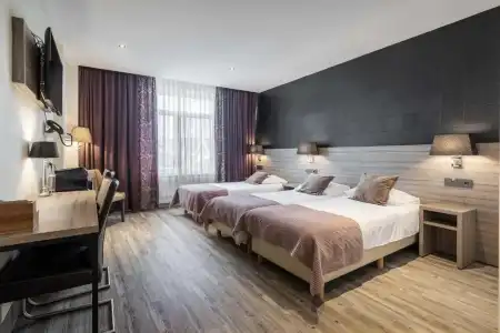 Boutique Milano Rotterdam-Center - 81