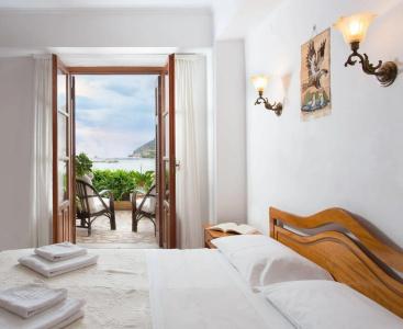 Petrino Guesthouse - 1