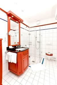 Louisa's Place - 123