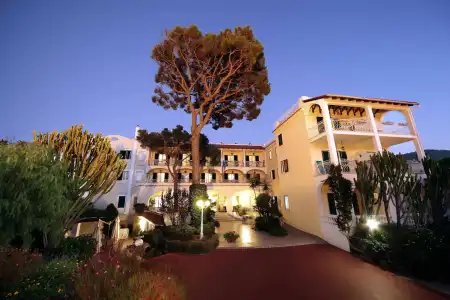 Hermitage Resort & Thermal Spa - 0
