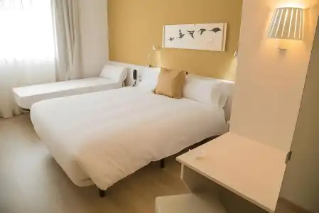 B&B Barcelona Viladecans - 46