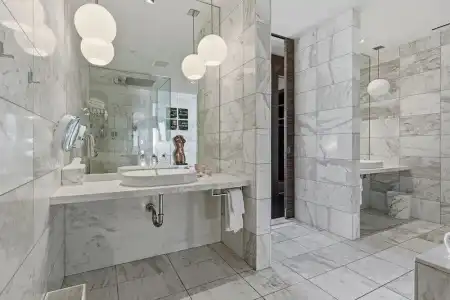 Beautiful Palms Place Suite - 147