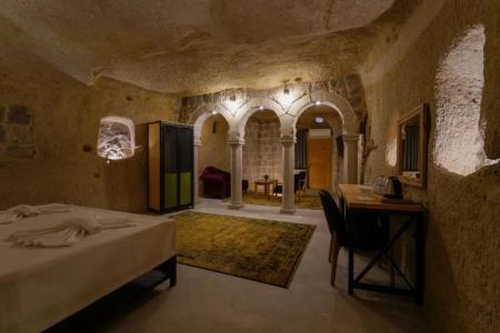 The Niche Cave - 74