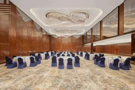 Ramses Hilton - 2