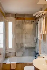 Sagitario Hostal Ciutadella - 35