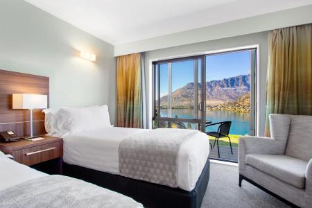 Holiday Inn Queenstown Frankton Road by IHG - 4
