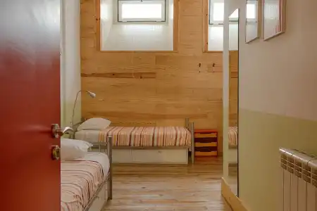 This Is Lisbon Hostel - 35