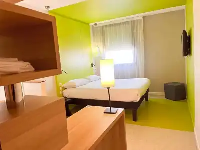 ibis Styles Nimes Gare Centre - 34