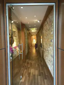 No 139 Apartments - 10