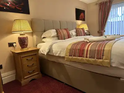 Chester House Guest House - 24