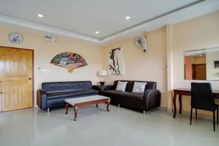 Patumnak Beach Guesthouse - 41
