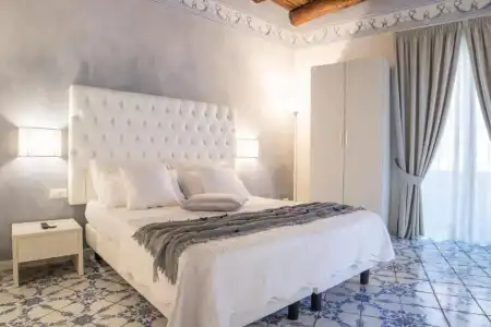 Morelli Suite - 70