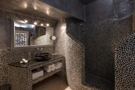 Above Blue Suites - 17