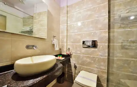 Taksh Inn - 8