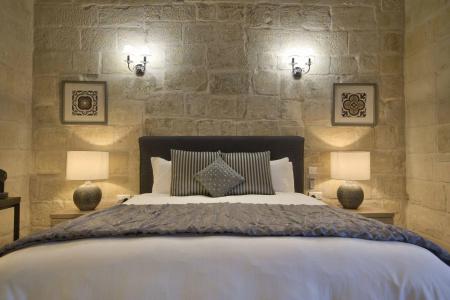 Julesy's Bnb - 4