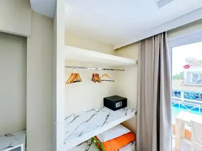 Kavos Plaza - 69