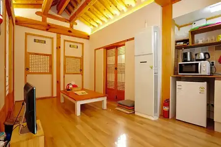 Hanok 24 Guesthouse Gyeongbokgung - 52