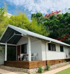 Airlie Beach Apartments - 42