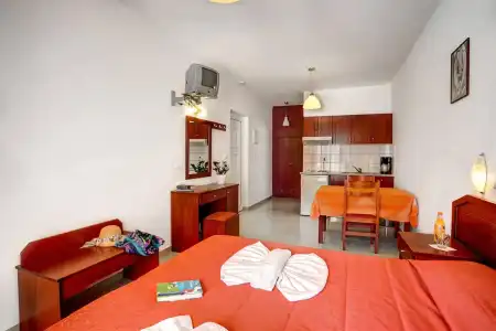 Artemis Apartments - 4