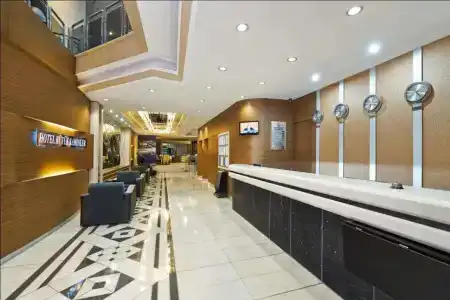 Büyük Şahinler - 1