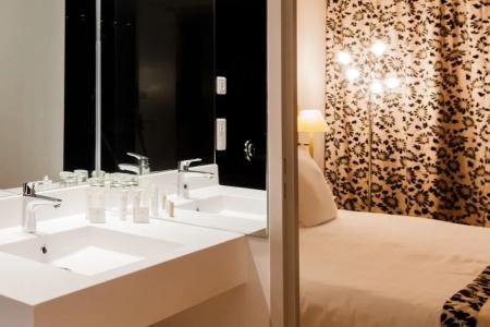 HÔTEL C Suites Chambres Spacieuses - 29