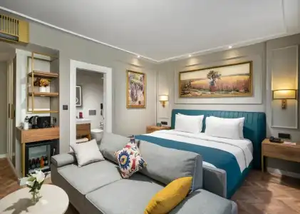 Royan Suites - 29
