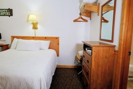 Park Motel and Cabins - 352