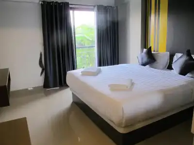 Novotel Sharjah Expo Center - 7