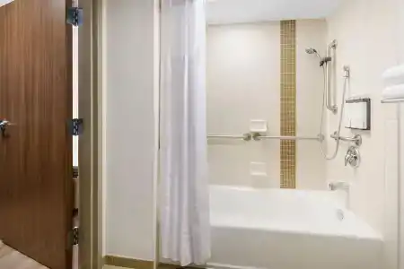 Hyatt Place Orlando/ I Drive / Convention Center - 9