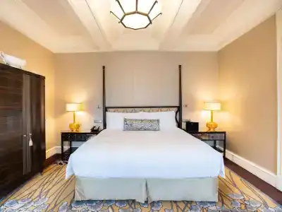 Fairmont Peace on the Bund - 6