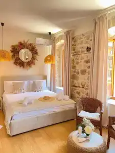 Bohemian Boutique Suites - 37