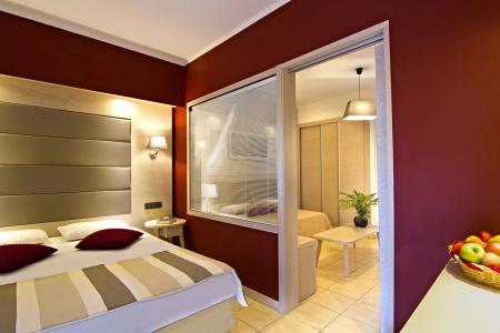 Dodeca Sea Resort by Forums - 52
